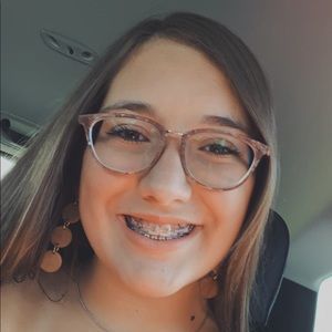 Meet your Posher, Audrey